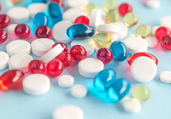 formulas-manipuladas-personalizados imagem de capsulas coloridas